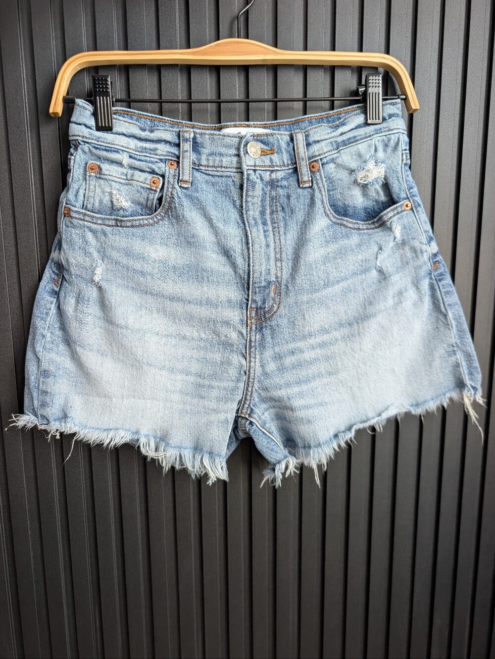 Daze Light Blue Distressed Denim Shorts - High Rise | Size 26